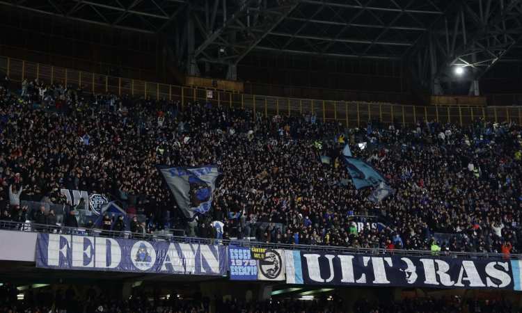 Tifosi Napoli stadio