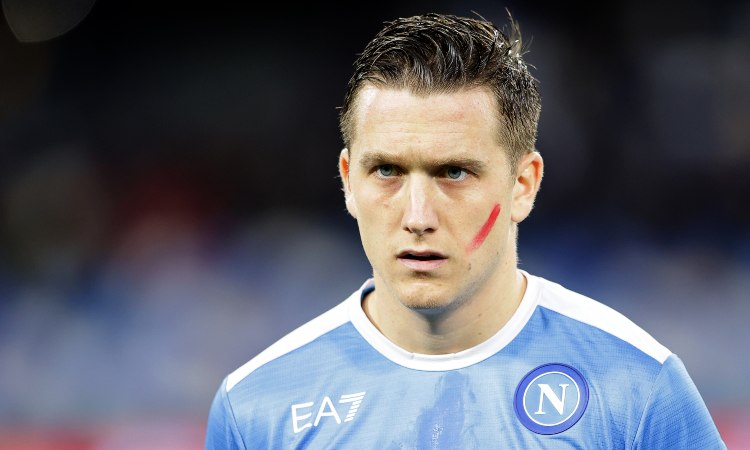 Piotr Zielinski si concentra prima di Inter-Napoli