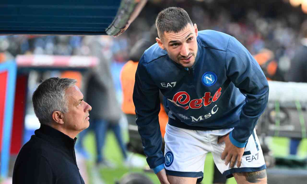 Politano parla con Mourinho 