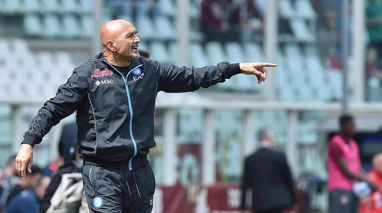 Luciano Spalletti dà indicazioni