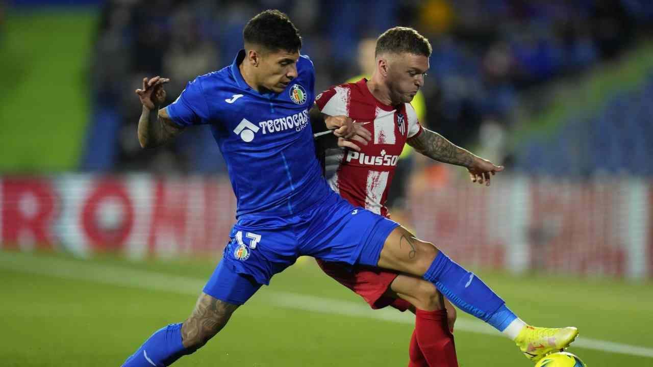 Olivera contro l'Atletico Madrid 