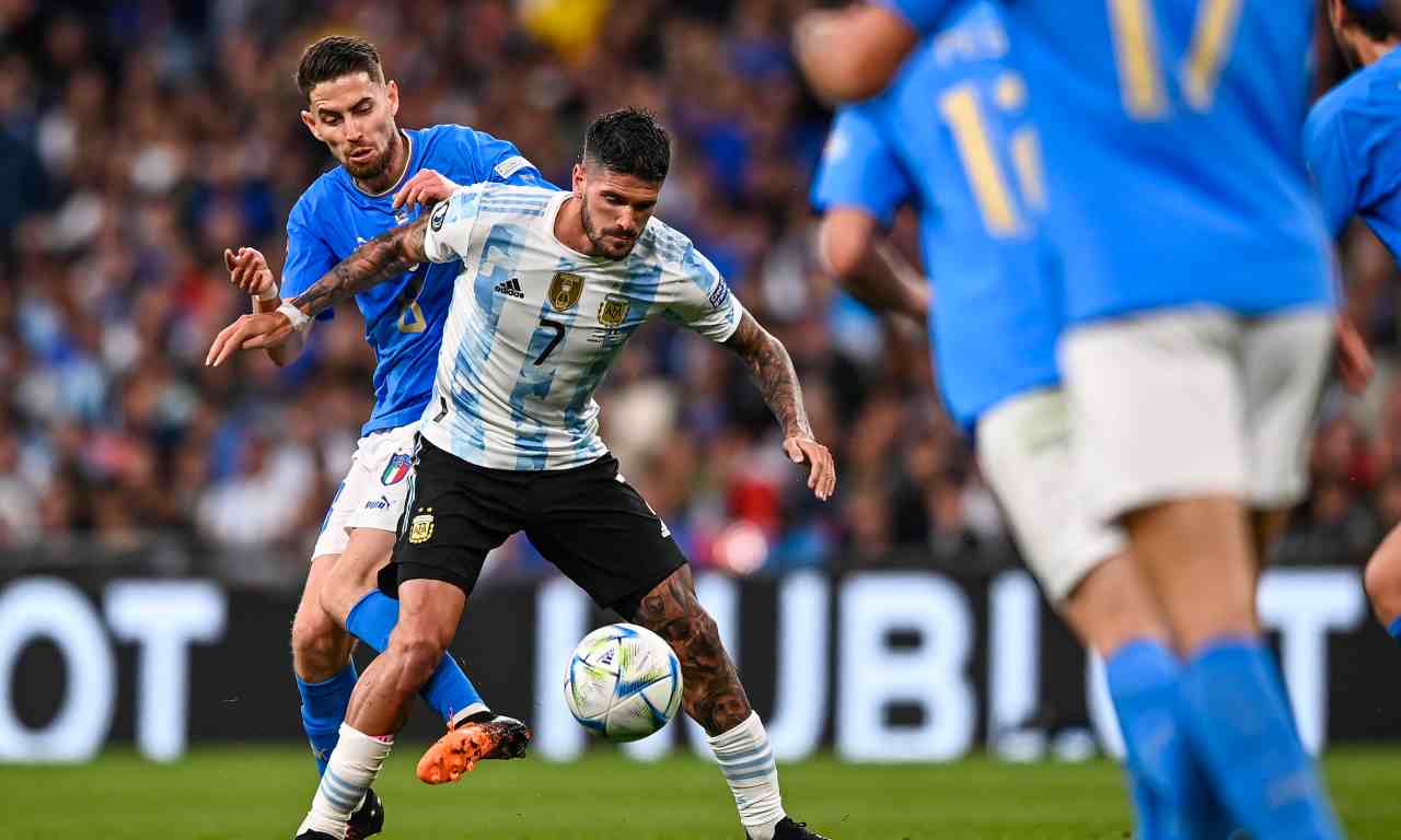 Rodrigo De Paul con Jorginho durante Italia-Argentina