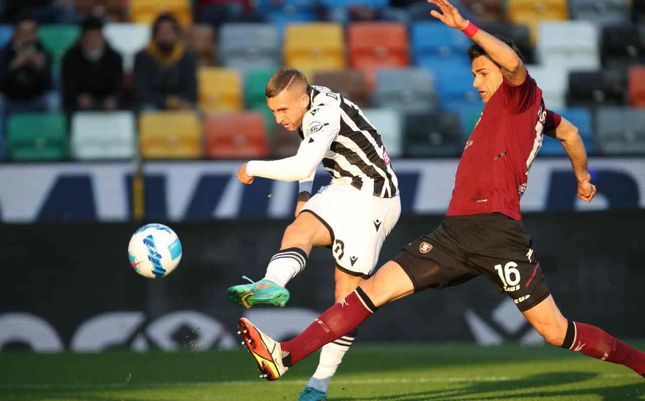 Deulofeu in azione contro la Salernitana