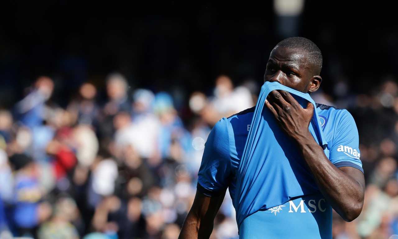 Koulibaly pensieroso 