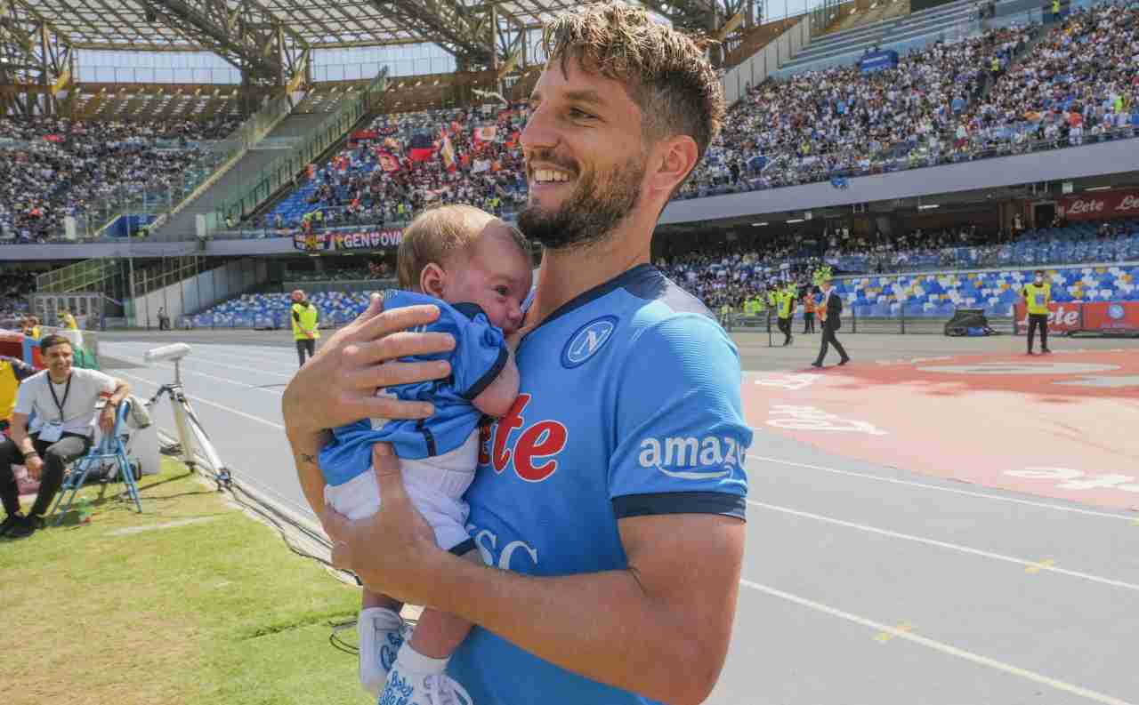 Mertens con suo figlio