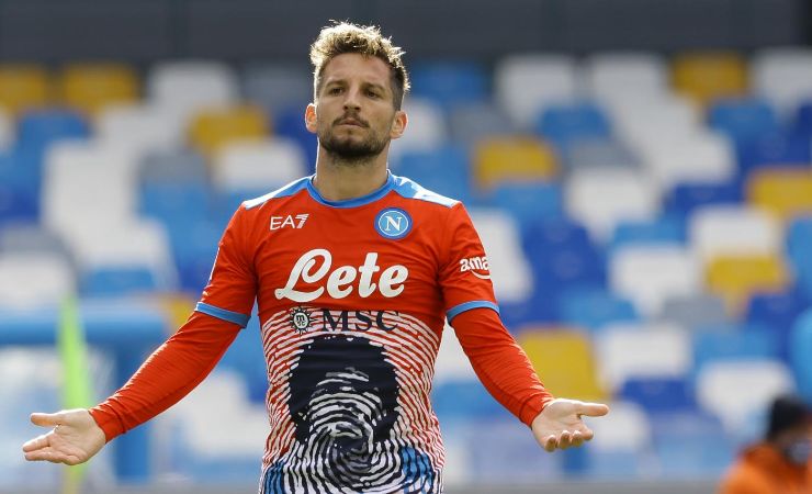 Mertens rifiuta le offerte di Aurelio De Laurentiis