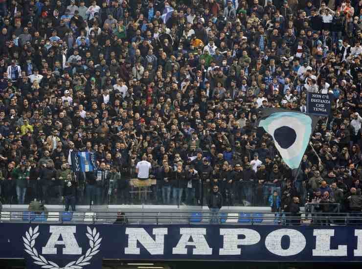 curva napoli 23072022 (1)