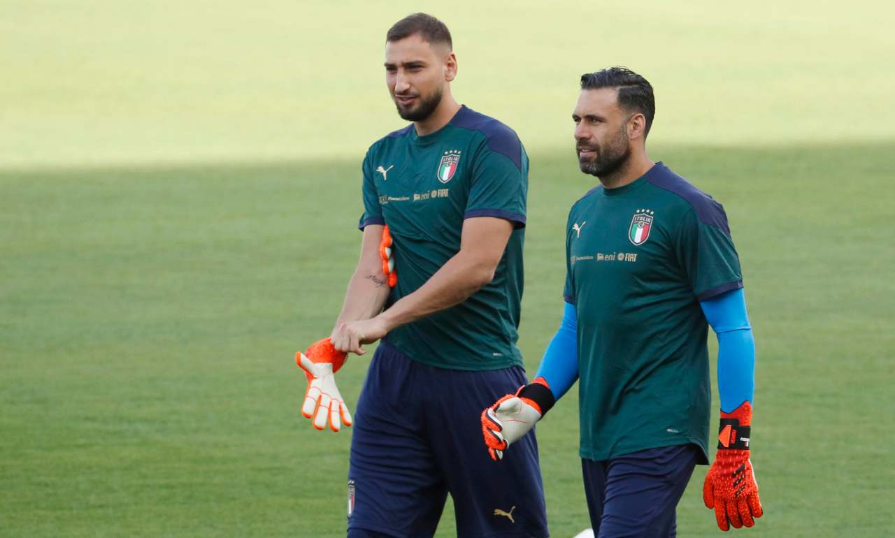 Sirigu con Donnarumma 