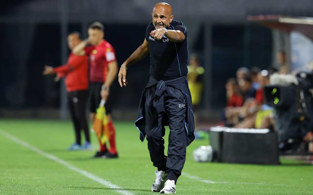 Spalletti dà indicazioni 