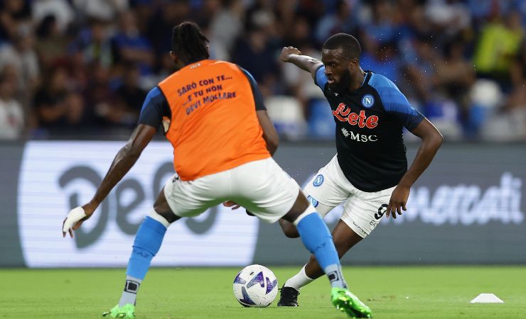 Ndombele in riscaldamento pre Napoli-Lecce (LaPresse)