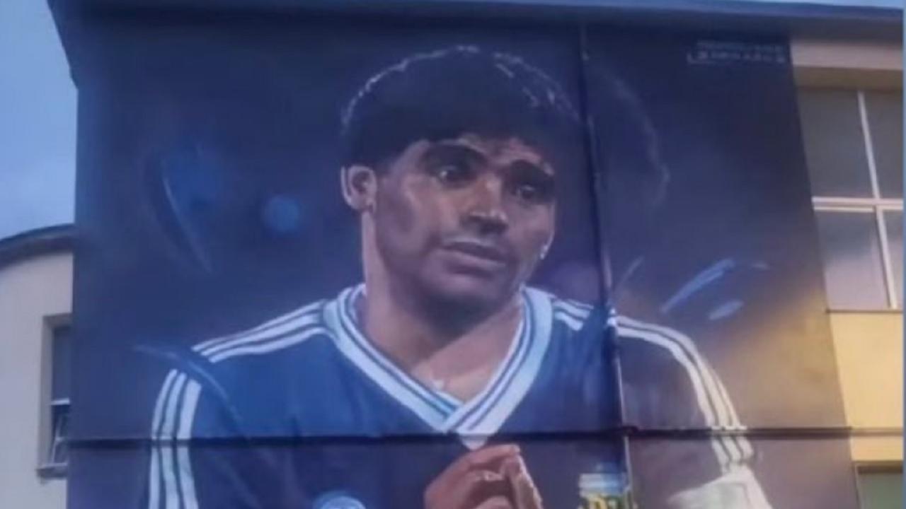 Il murale dedicato a Diego Armando Maradona a Pompei