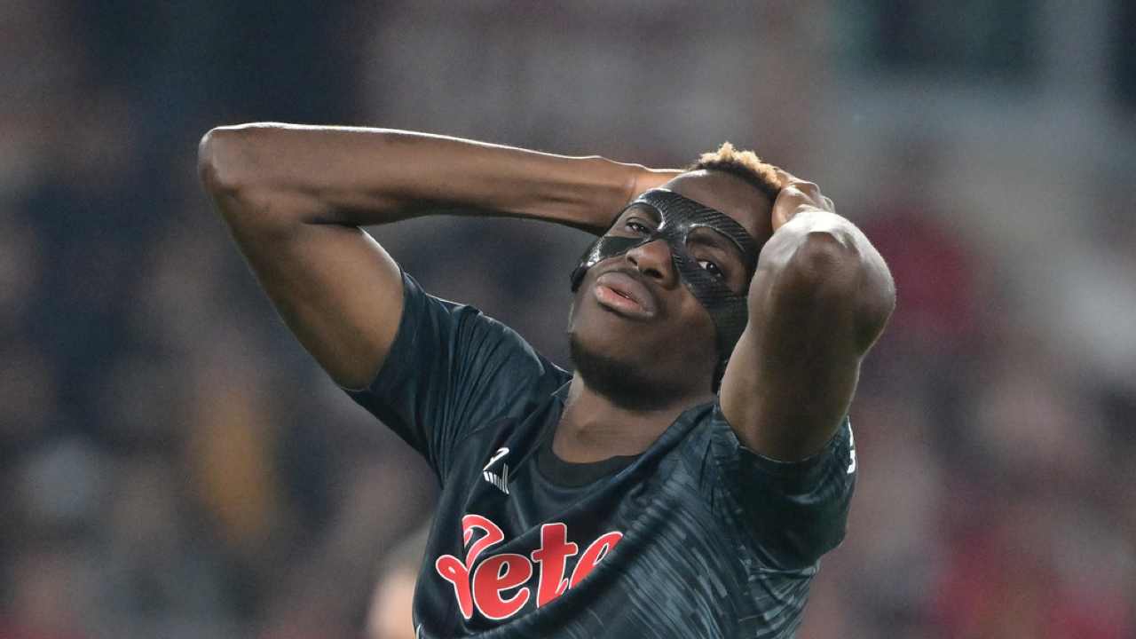 Osimhen lascia il Napoli a fine stagione? La confessione di Oma Akatugba