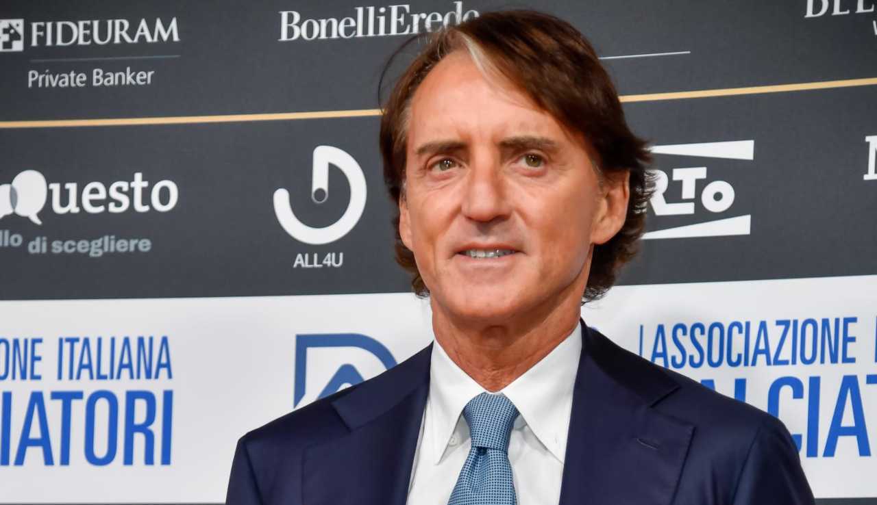 Roberto Mancini sorridente 