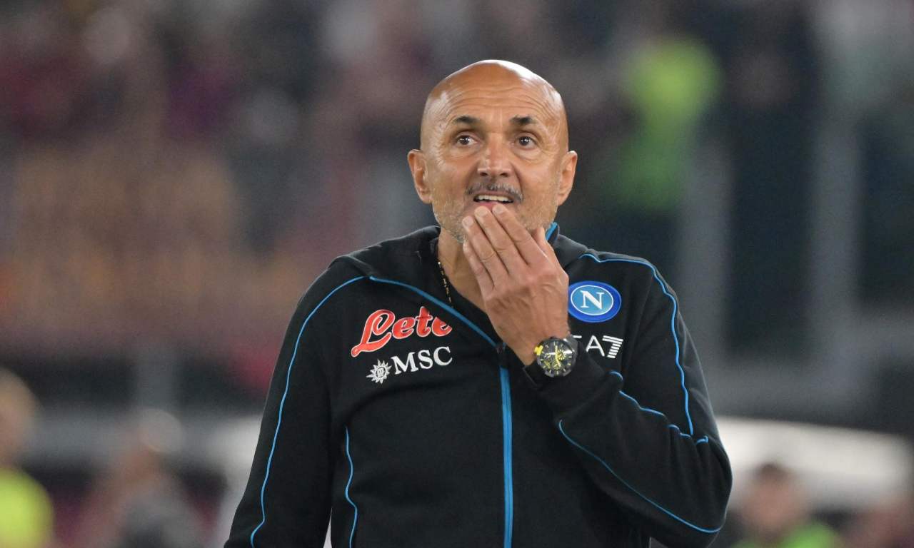 Spalletti pensieroso 