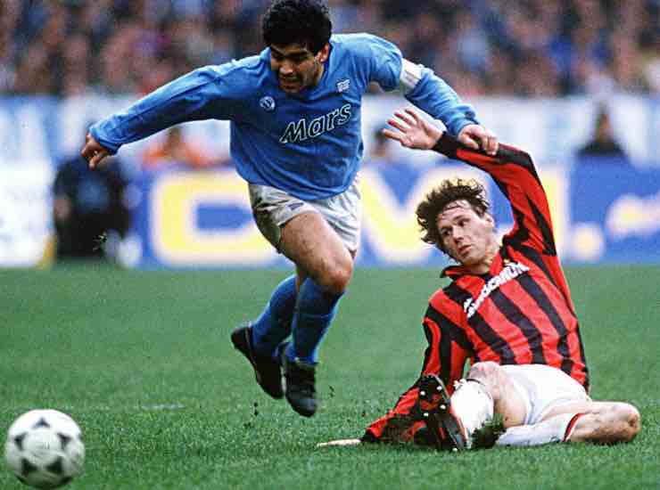 Diego Armando Maradona e Marco Van Basten