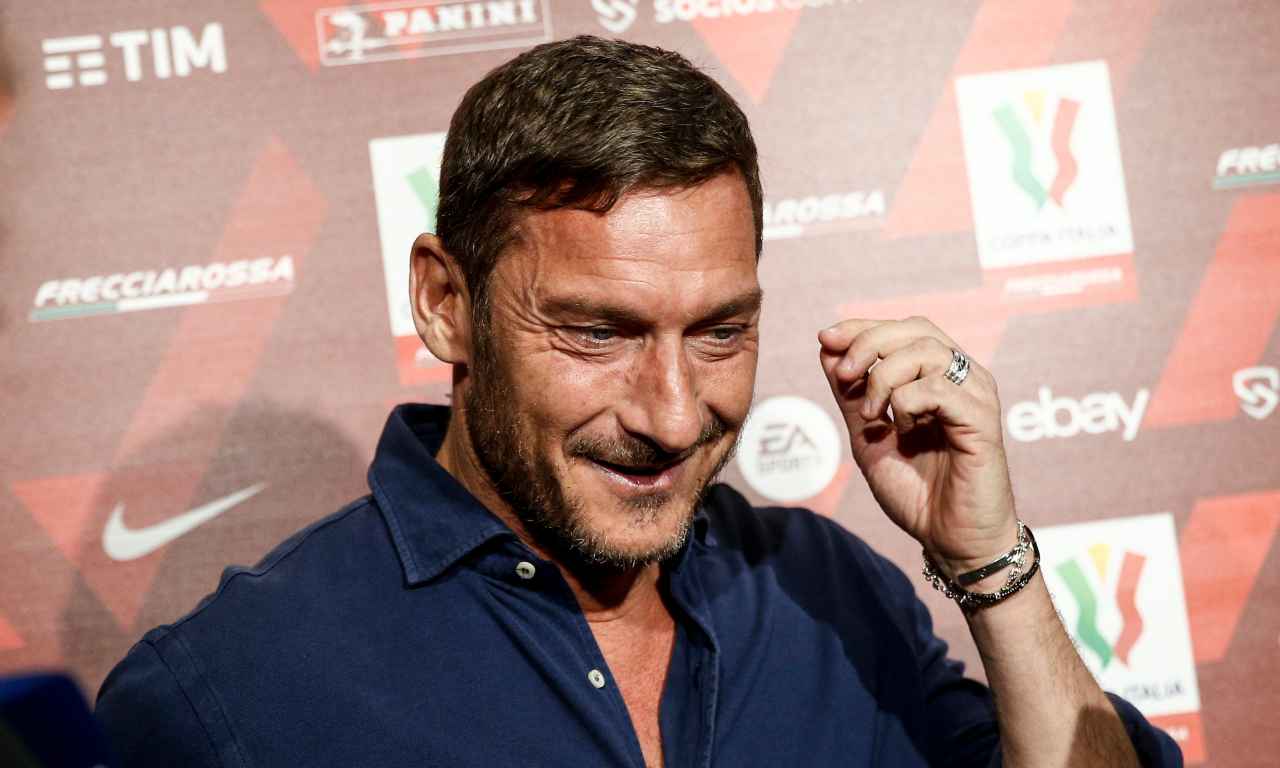 Totti pensieroso 