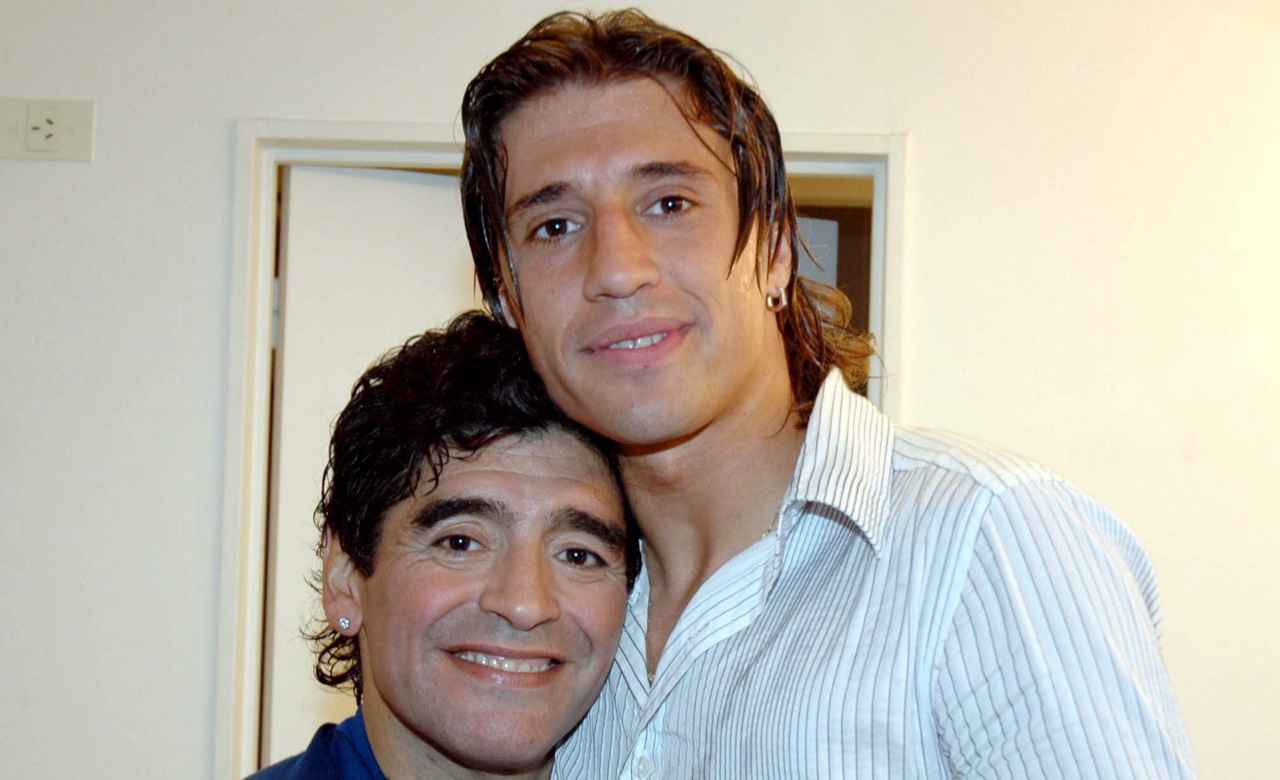 Diego Maradona ed Hernan Crespo napolicalciolive.com 20112022