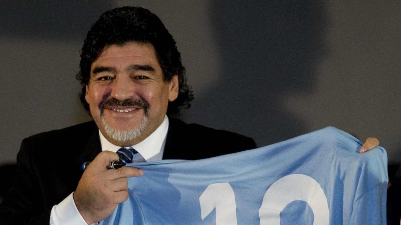 Diego Maradona napolicalciolive.com 20112022