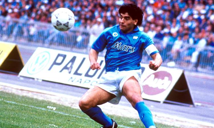 Maradona Napoli casa - napolicalciolve.com