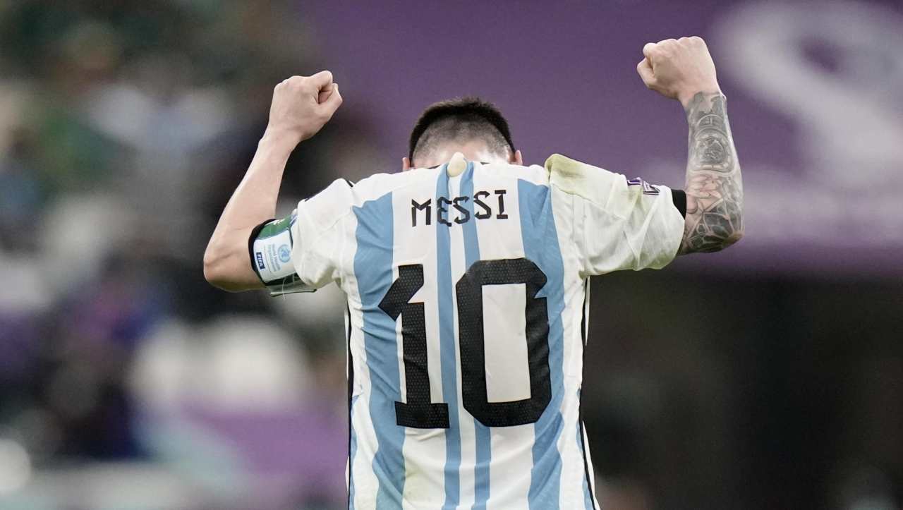 Messi esulta 