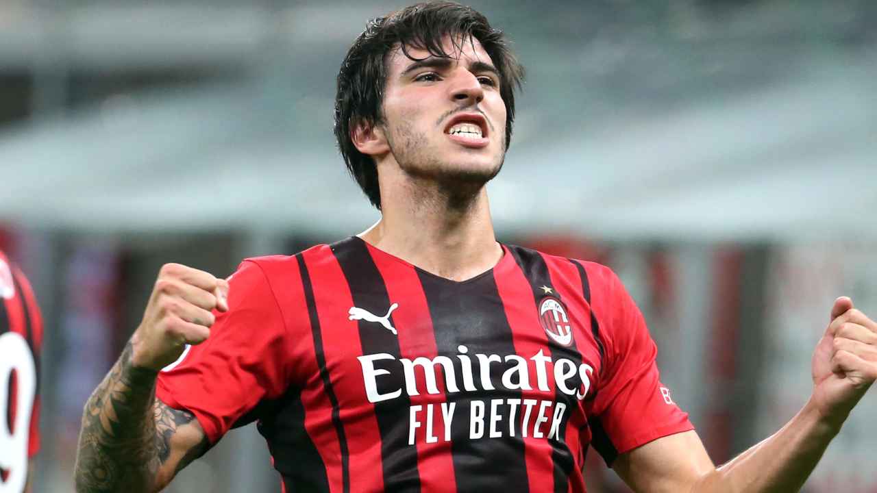 Tonali con la maglia del Milan (Ansa) Napolicalciolive.com