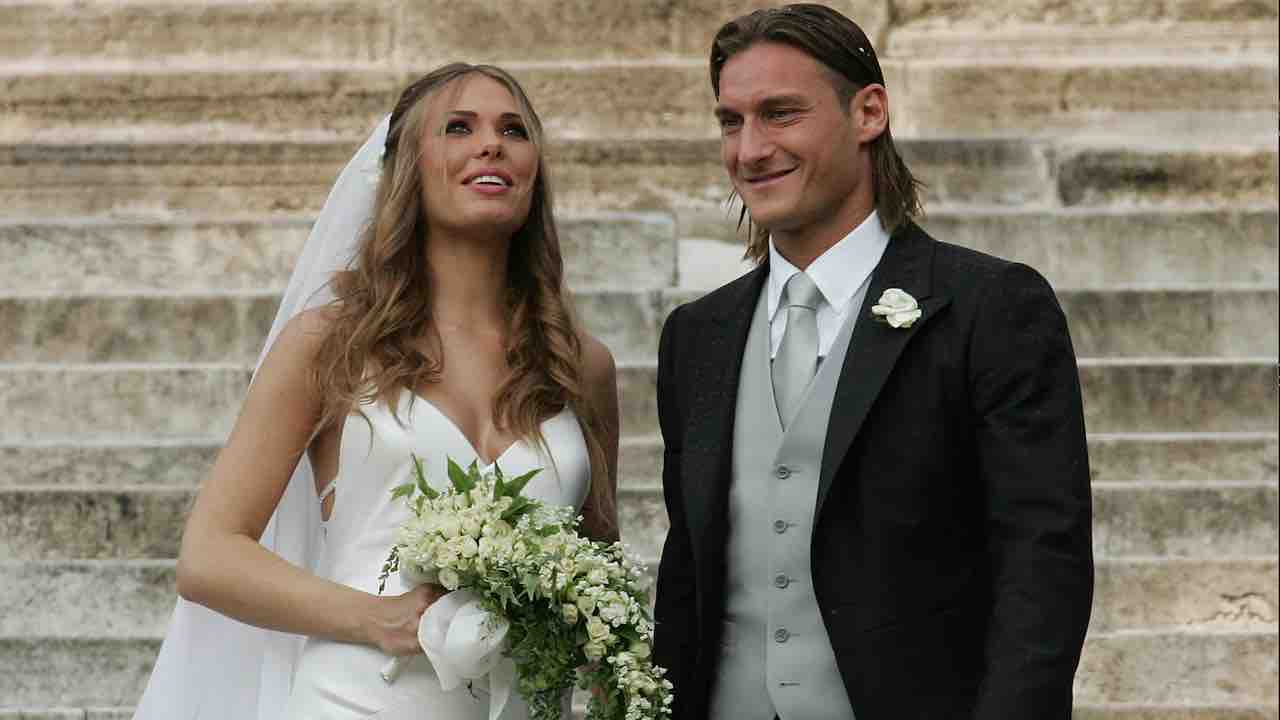 Totti cerimonia Noemi Bocchi napolicalciolive.com 15112022