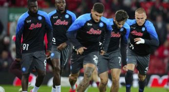 Napoli, che beffa: la rivale gli strappa l’attaccante, brutta notizia per il club
