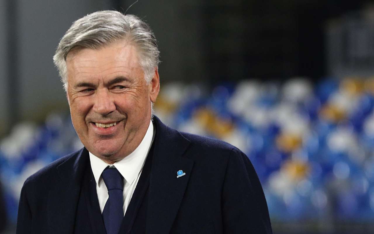 Carlo Ancelotti durante il suo periodo al Napoli napolicalciolive.com 08122022