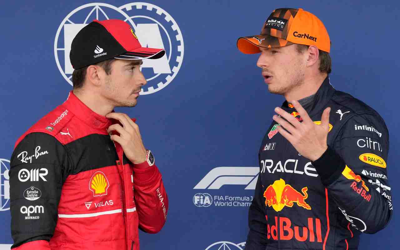 Charles Leclerc e Max Verstappen napolicalciolive.com 22122022