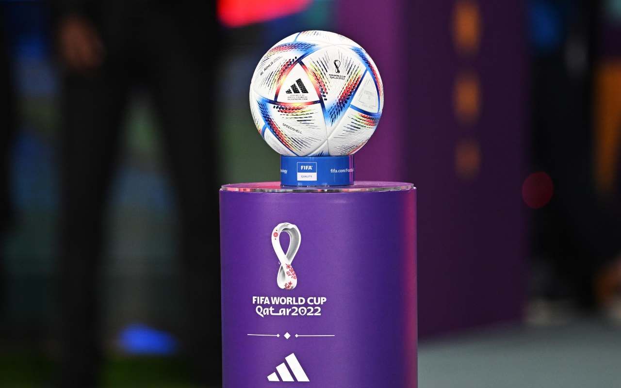 Il pallone ufficiale del Mondiale - Napolicalciolive.com