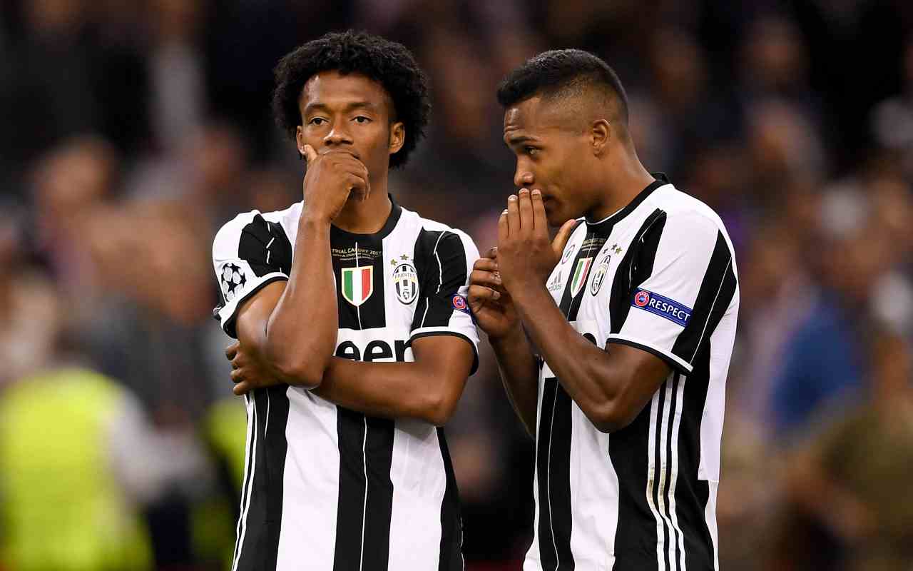 Juan Cuadrado e Alex Sandro napolicalciolive.com 15122022