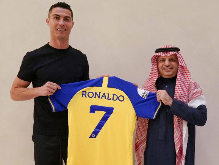 La prima foto di Ronaldo con la maglia dell'Al-Nassr - Napolicalciolive.com