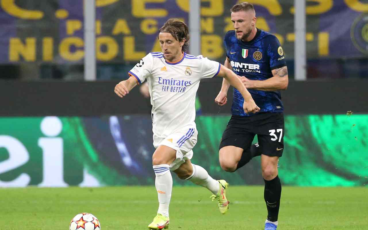 Luka Modric durante una partita di Champions League contro l'Inter napolicalciolive.com 10122022