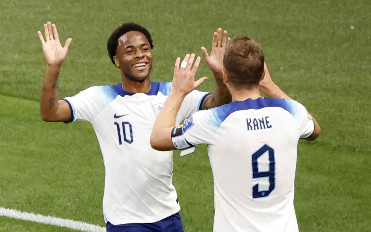 Raheem Sterling con Harry Kane durante il Mondiale napolicalciolive.com 08122022