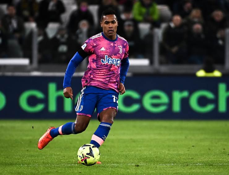 Alex Sandro in campo