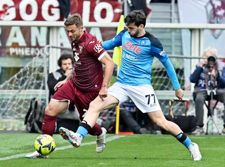 Kvara contro il Torino