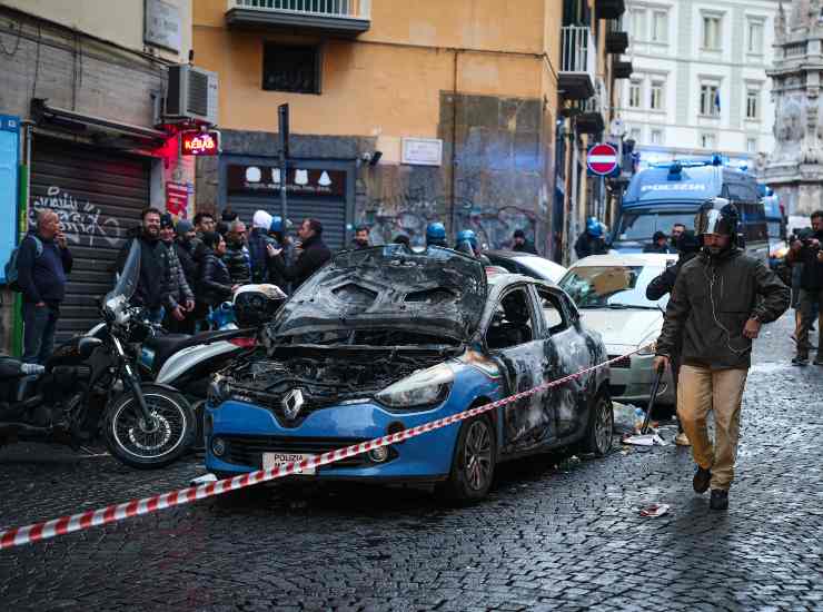 Napoli scontri