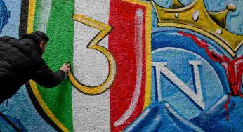 “Mi tolgo tutto e resto nuda”: promessa bollente per il Napoli, la grande attrice fa sognare