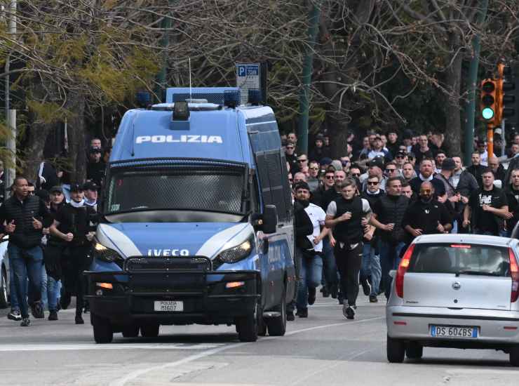 Napoli Eintracht tifosi