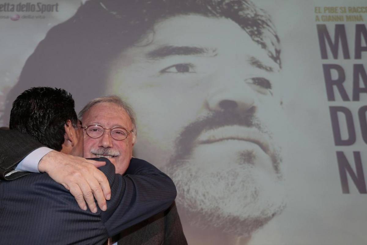 Maradona racconta Napoli