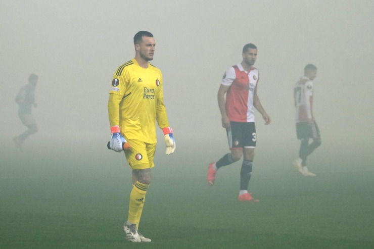 Stangata al Feyenoord, che decisione