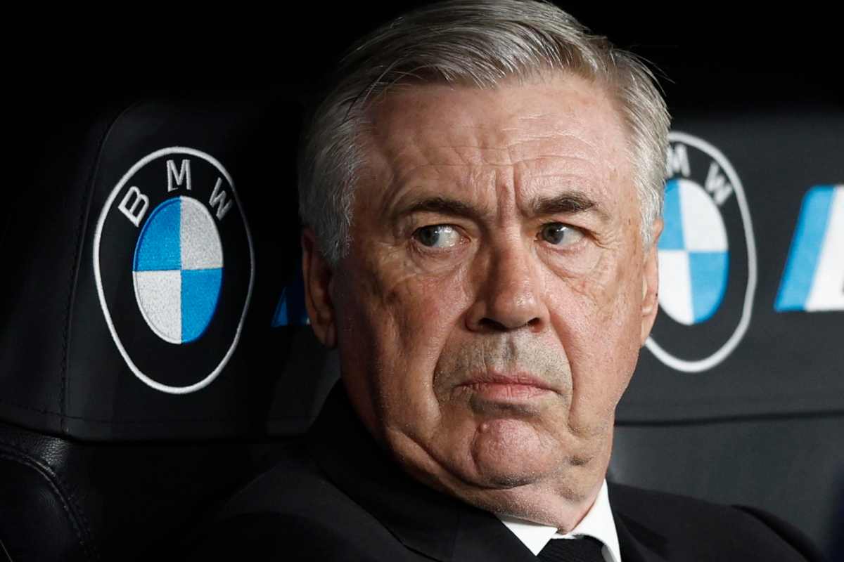 Carlo Ancelotti perde la pazienza col giornalista 