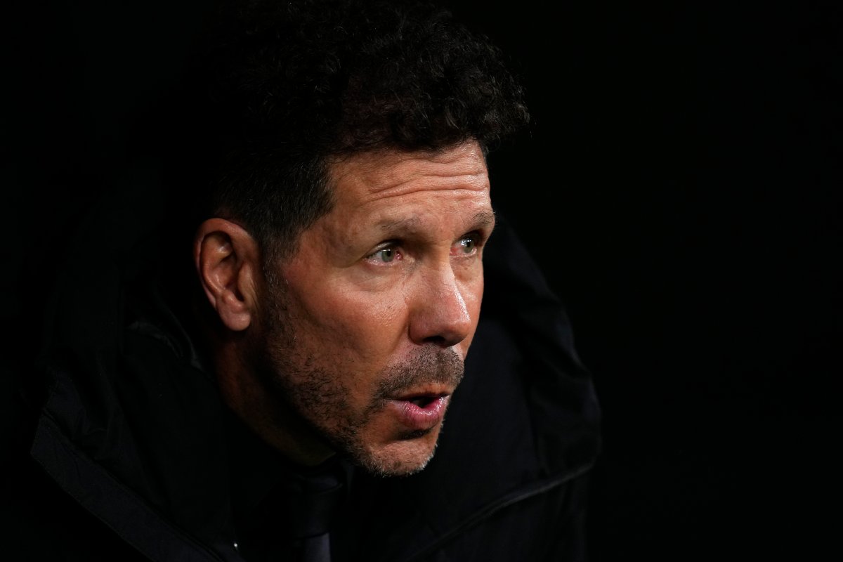 Simeone beffa Milan e Napoli sul mercato