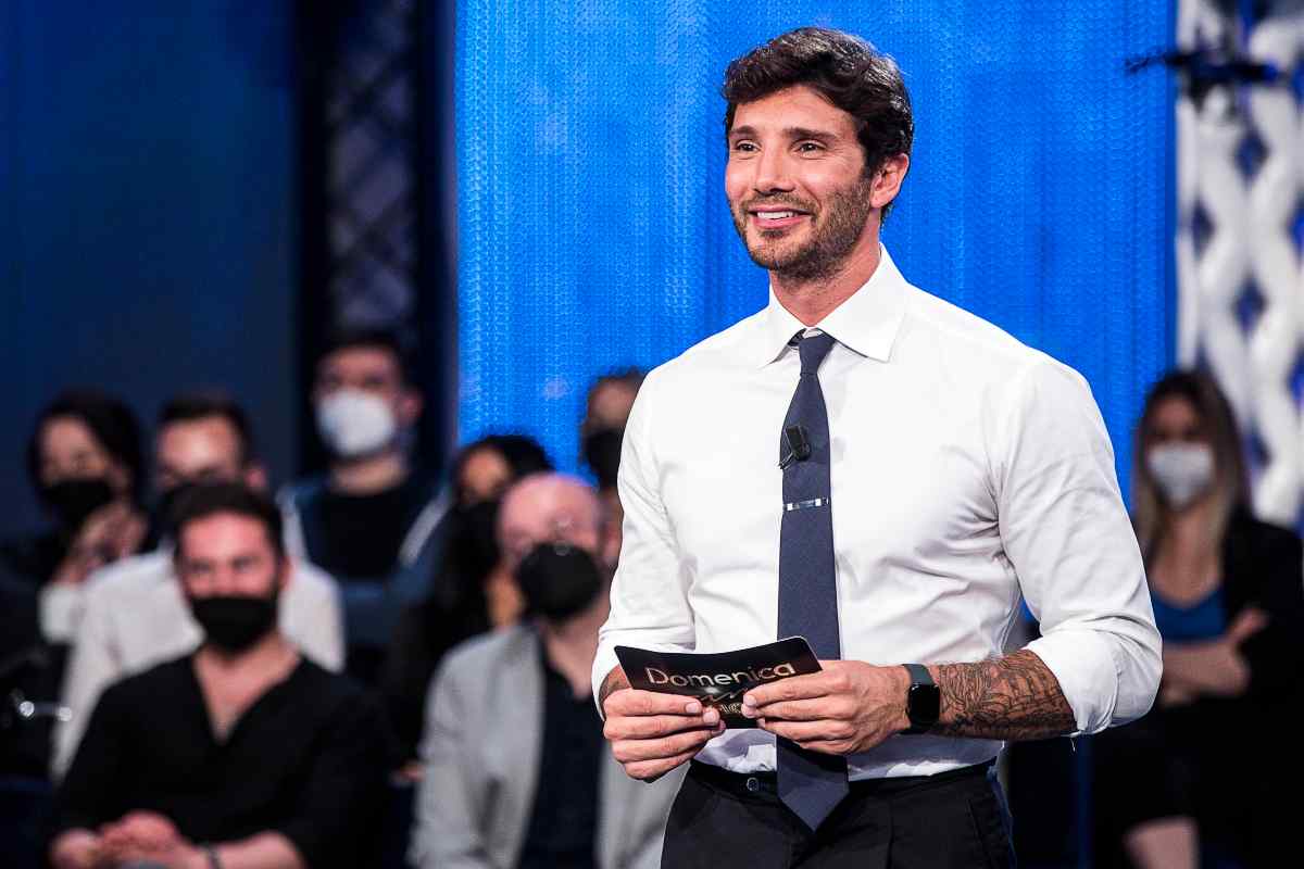 Stefano De Martino è sempre più lanciato