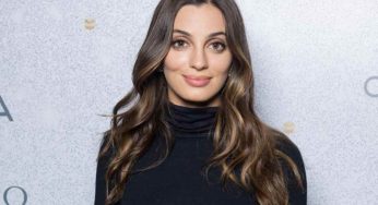 Scollatura esplosiva: Rossella Fiamingo lascia di stucco