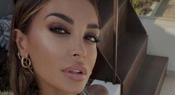 Ibiza ai suoi piedi: Cristina Buccino, curve pericolose