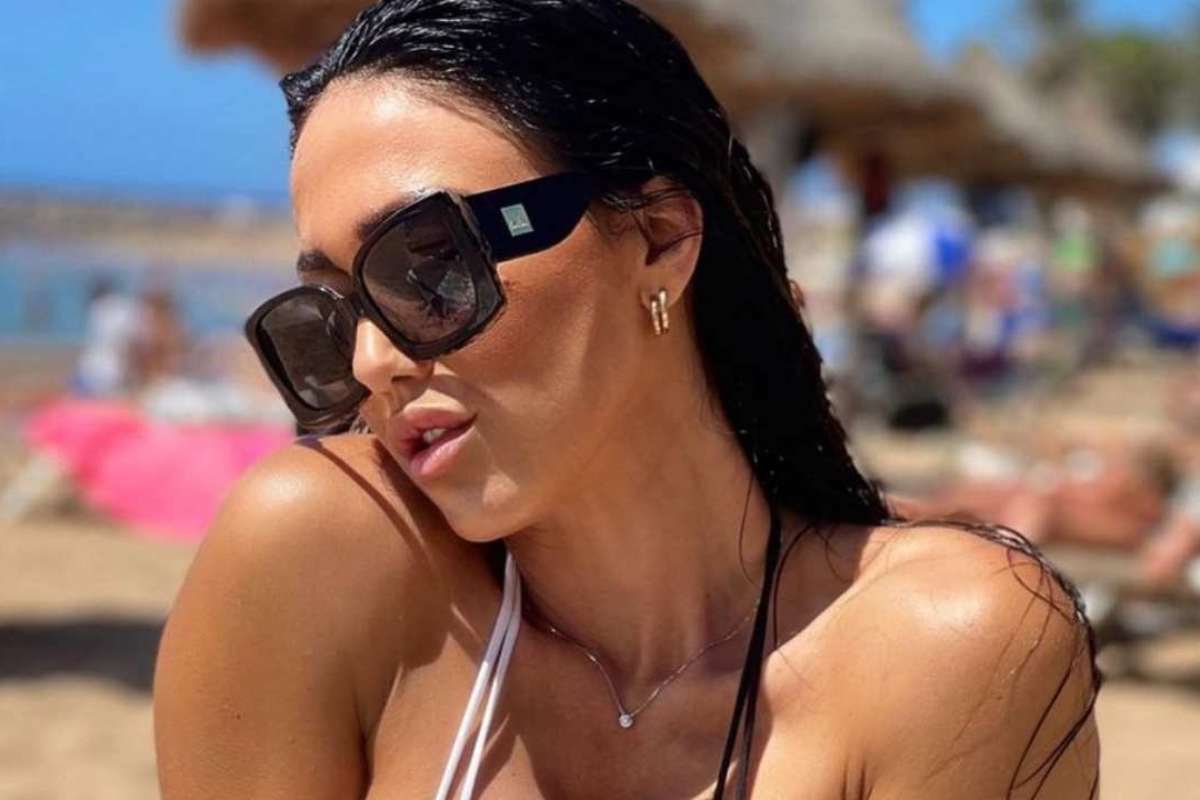 Federica Pacela intimo trasparente si vede tutto