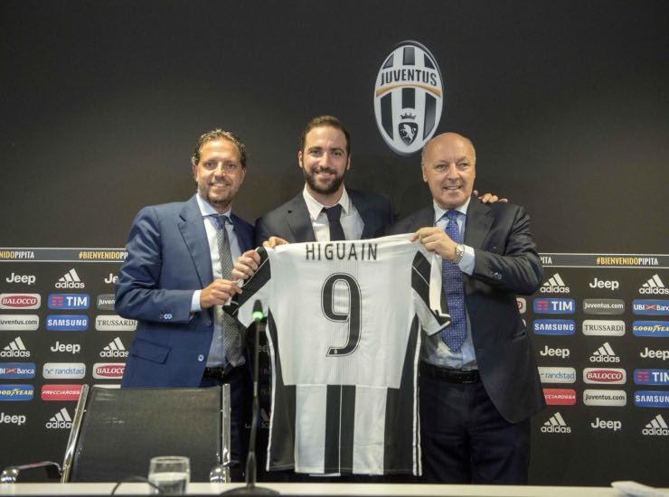 Higuain Juventus Napoli