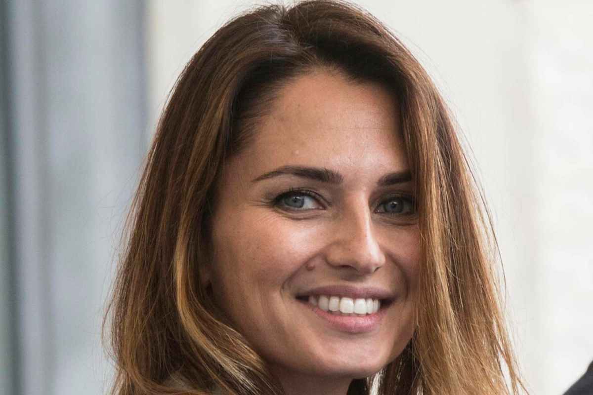 Anna Safroncik sexy a Napoli