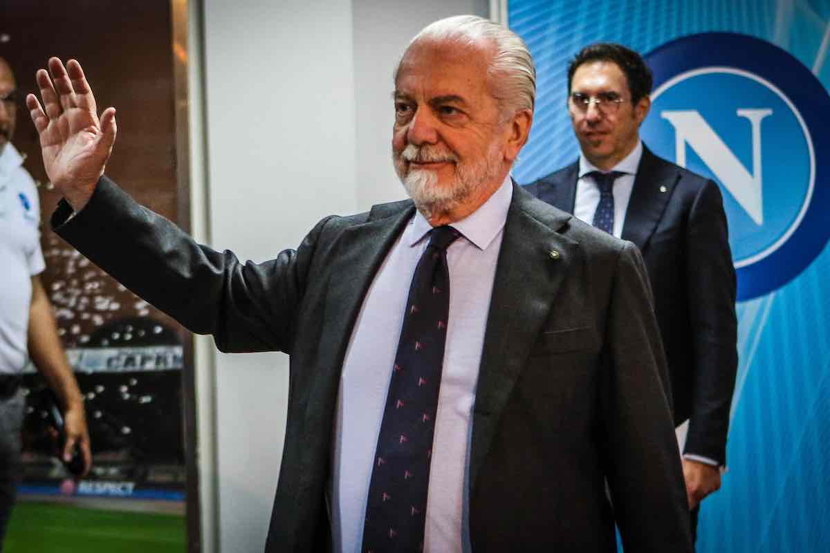Il Napoli lo soffia al Milan: colpo in difesa